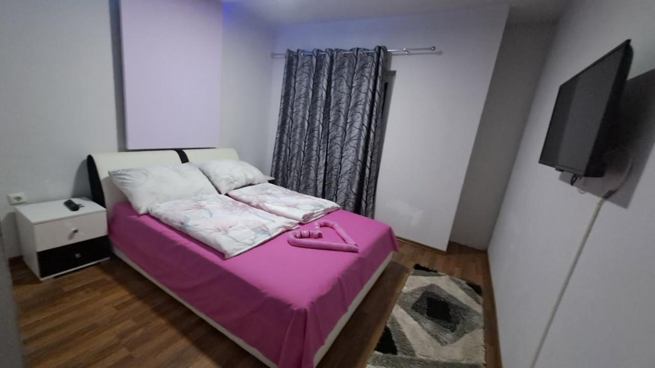 Apartmani Lana SJJ Exteriör bild