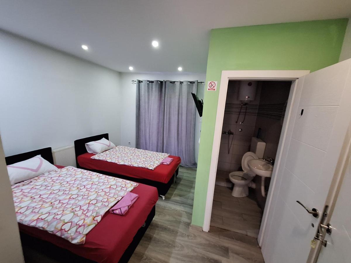 Apartmani Lana SJJ Exteriör bild