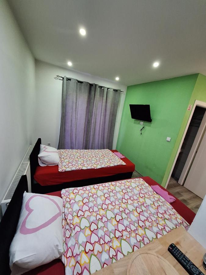 Apartmani Lana SJJ Exteriör bild