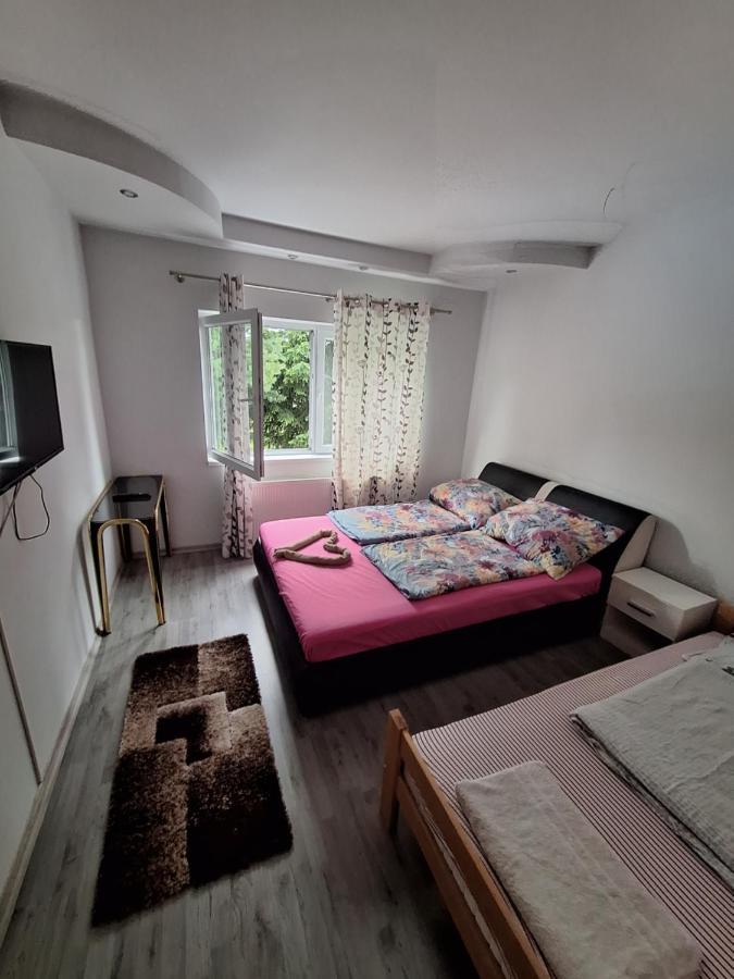 Apartmani Lana SJJ Exteriör bild