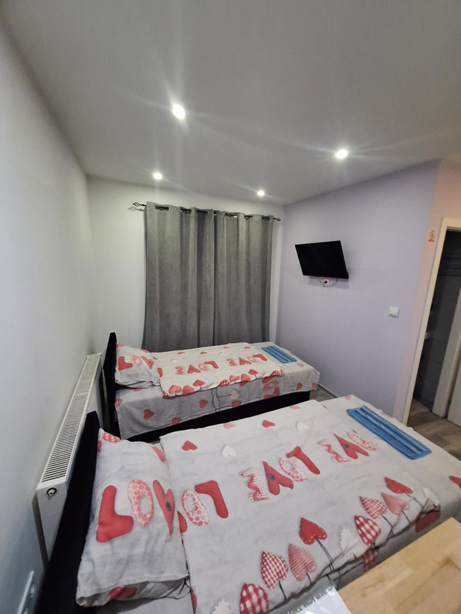 Apartmani Lana SJJ Exteriör bild