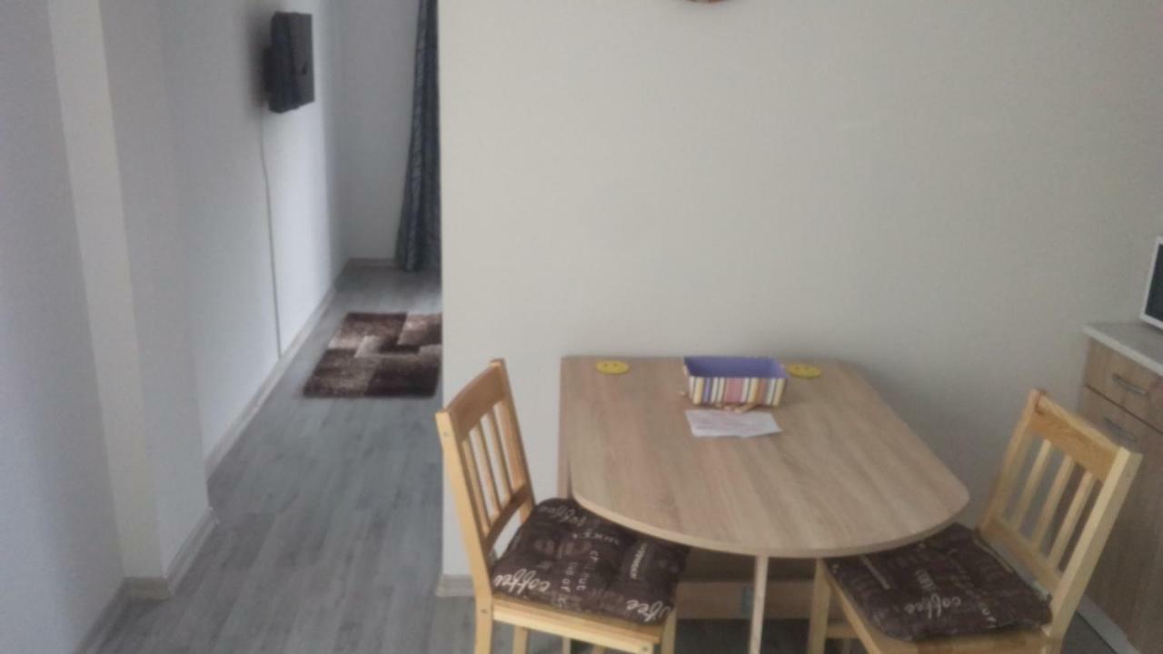 Apartmani Lana SJJ Exteriör bild