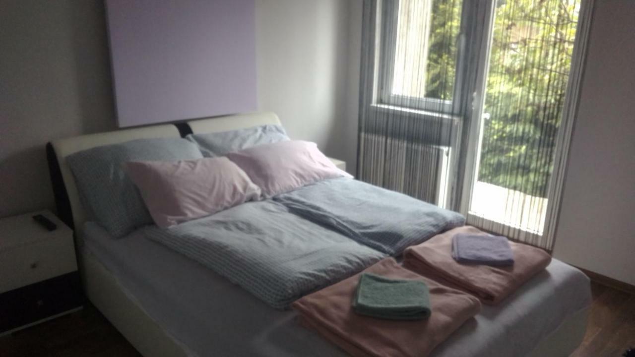 Apartmani Lana SJJ Exteriör bild